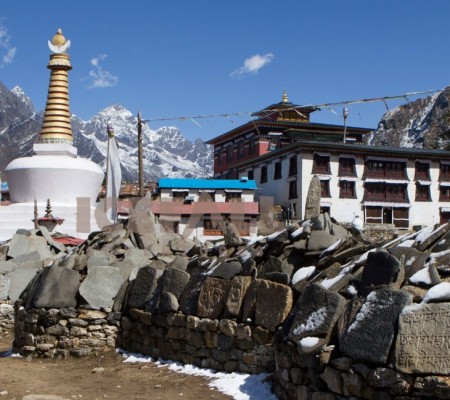 EBC via Gokyo Lakes Trek Photo